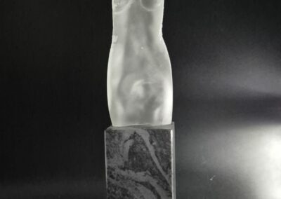 Skleněné plastiky a torza žen - sklárna Rosice 1987